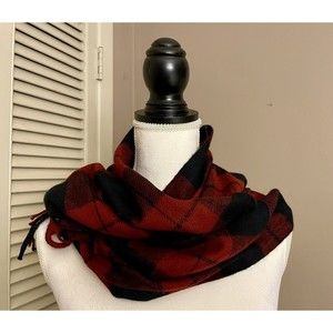 Royal Rossi Red Black Plaid 100% Cashmere Fringed Scarf 12 X 66 in.